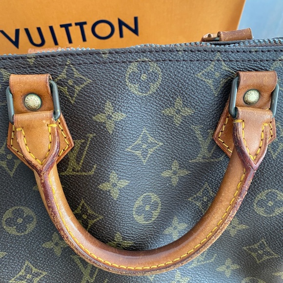 📣SOLD📣6️⃣5️⃣0️⃣Authentic Louis Vuitton Speedy 30 - Picture 3 of 10